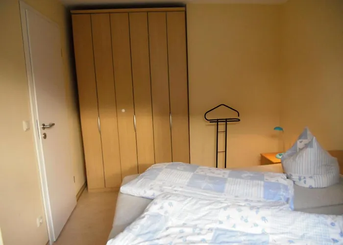 Trassenheide, Am Hasenwinkel Apartmán *