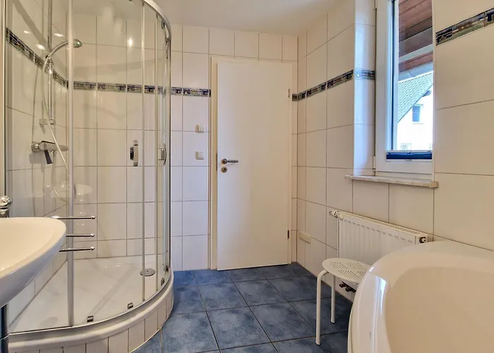 Trassenheide, Am Hasenwinkel Apartmán *
